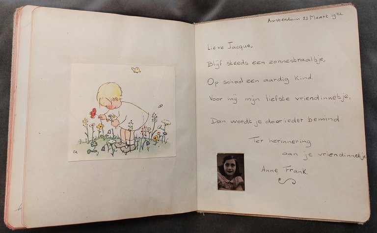 Schenking poëziealbum met versje van Anne Frank